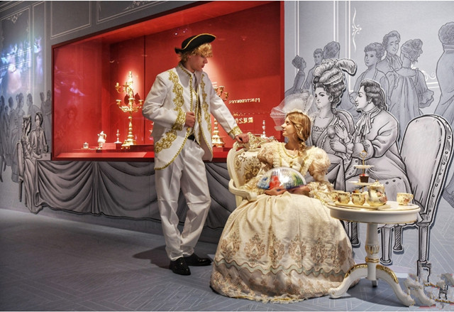 金沙遺址博物館“珍?藏——英國V&A博物館館藏吉爾伯特精品展”首場專題活動在展廳精彩上演。